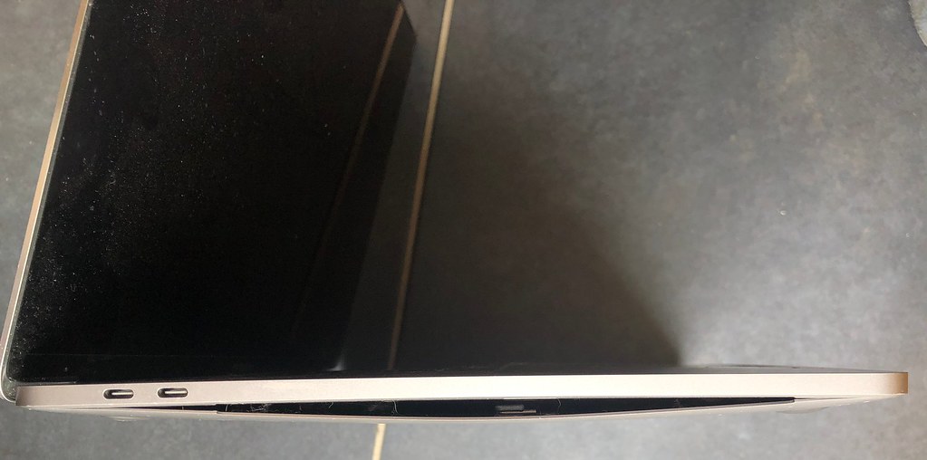 Laptop Bataryası Şiştiyse Ne Yapmalıyız?